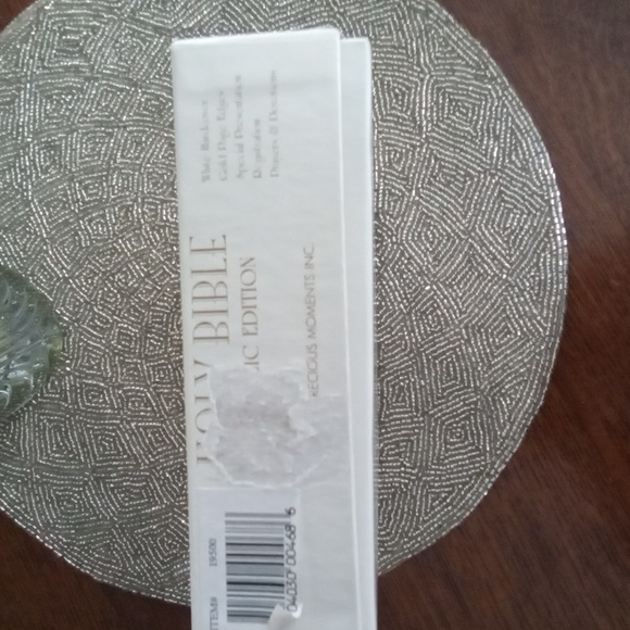 Vintage Precious Moments Bible - Picture 8 of 8